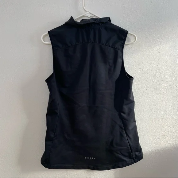 Nike Running Women's Black Quilted Vest - Picture 5 of 7